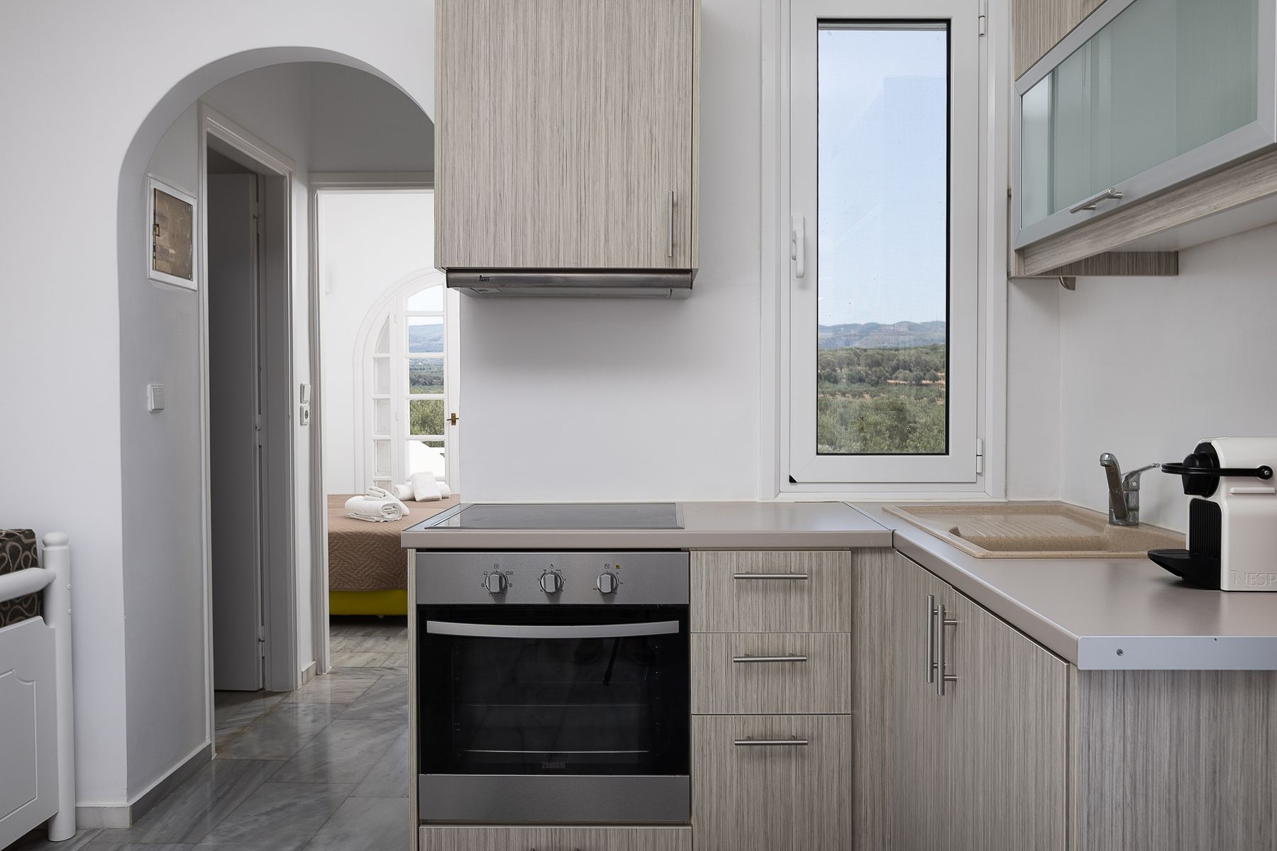 Indoor Modernist Apartment with Spa Bath