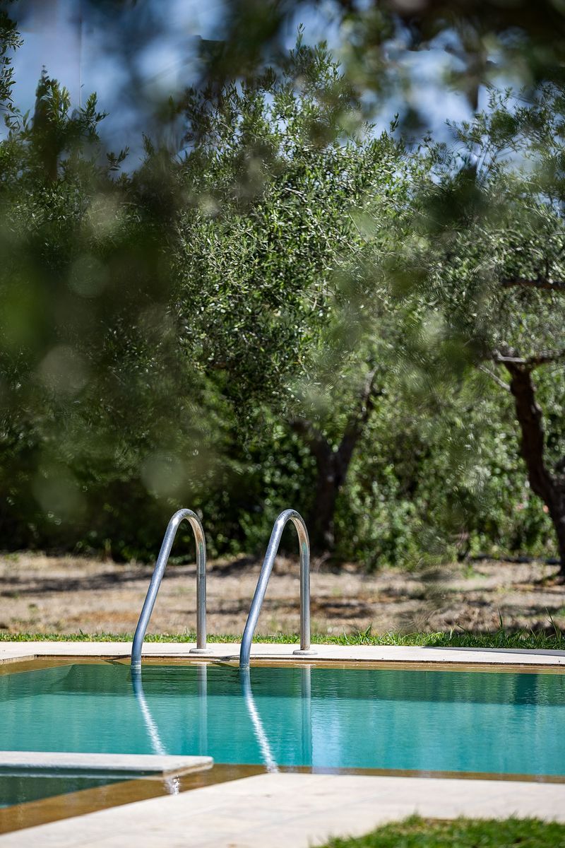 Outdoor Modernist Pool Villa 